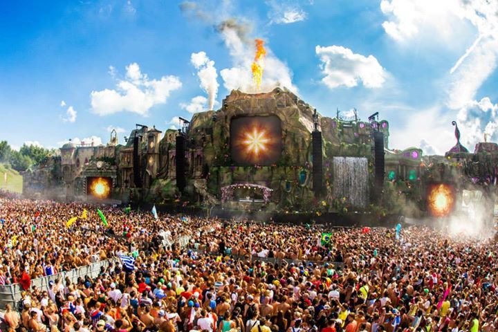 Volcano Stage Being Tested for TomorrowWorld 2014!